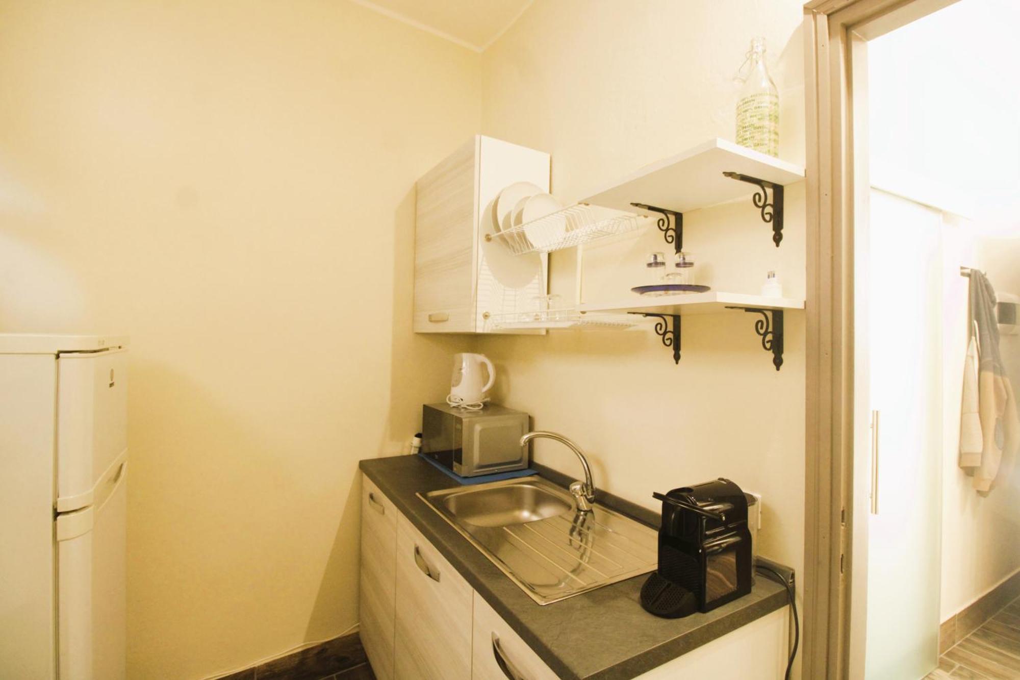 Elegante Suite Con Giardino In Centro Storico Pavia Exterior photo