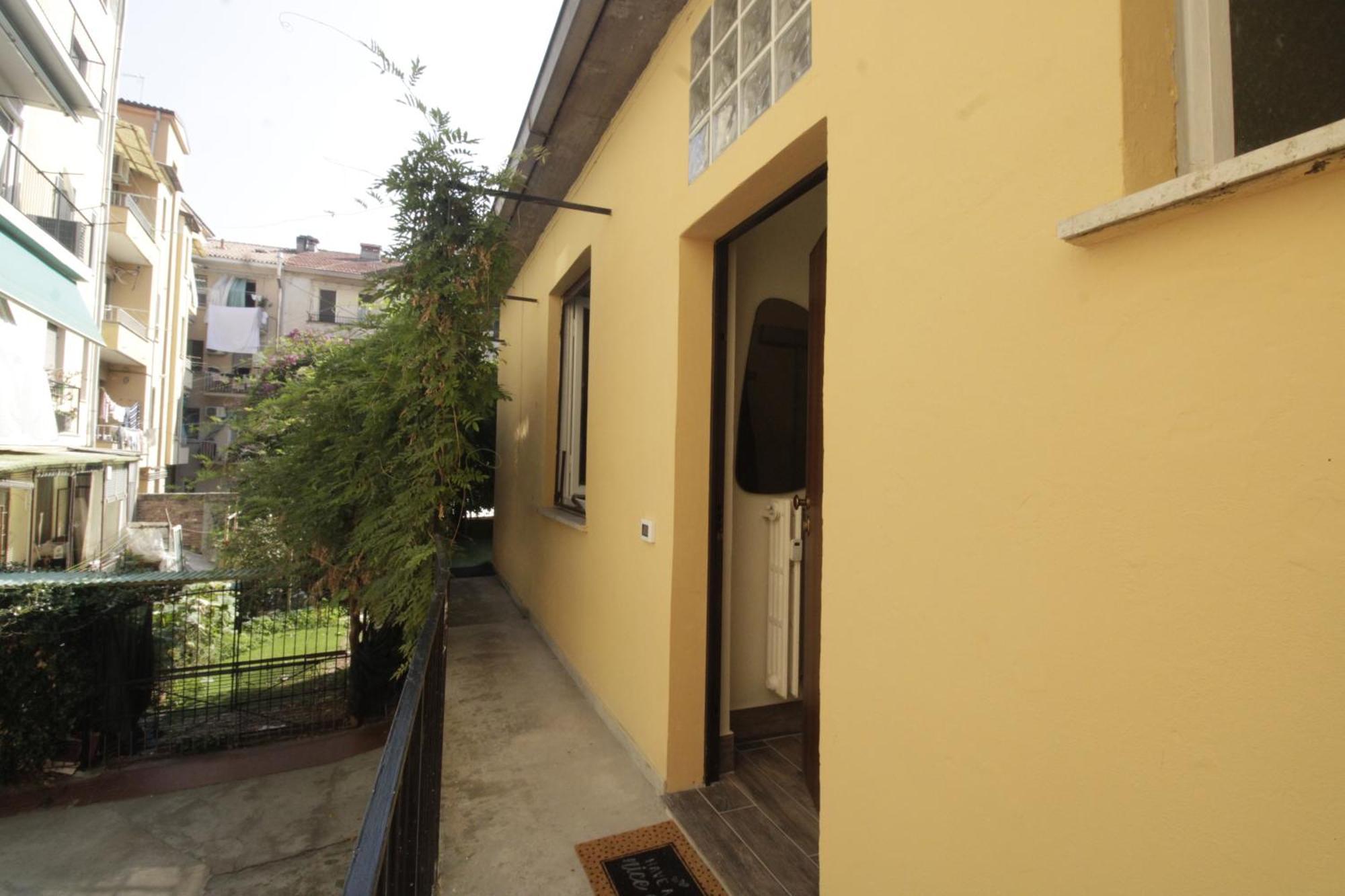 Elegante Suite Con Giardino In Centro Storico Pavia Exterior photo